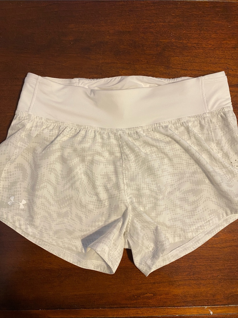 Under Armour Women’s Athletic Running Shorts Fitted Speedpocket Size Medium